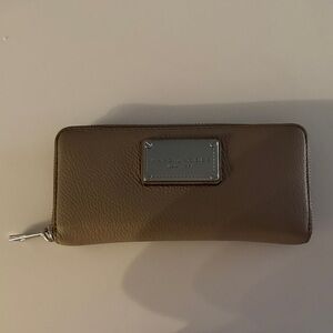 Marc Jacobs Leather Zip Wallet